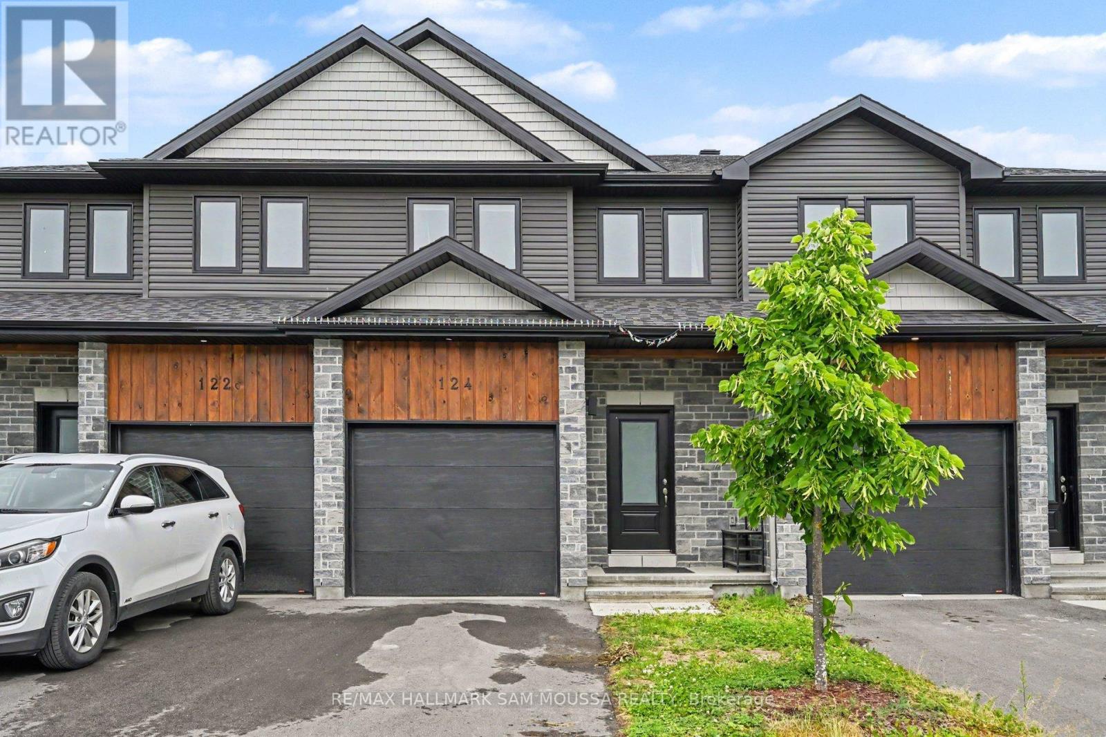 124 Dowdall Circle, Carleton Place, Ontario  K7C 0S4 - Photo 3 - X13438378