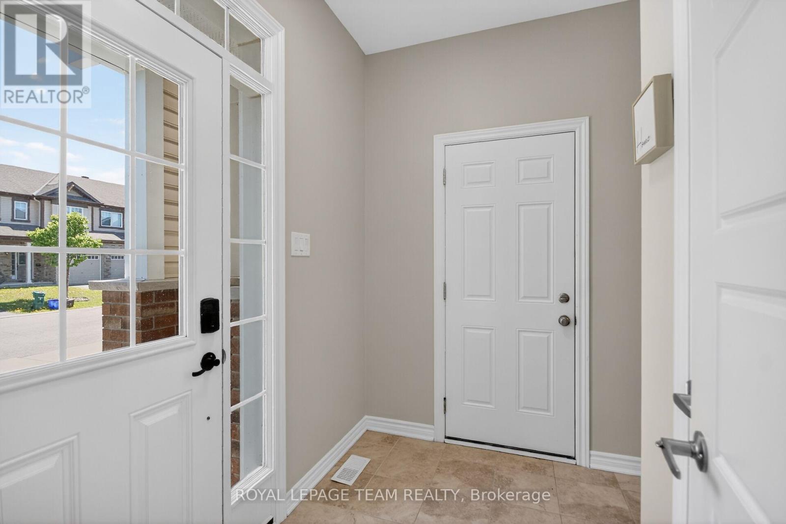 314 Song Sparrow Street, Ottawa, Ontario  K2J 5W5 - Photo 2 - X13438386