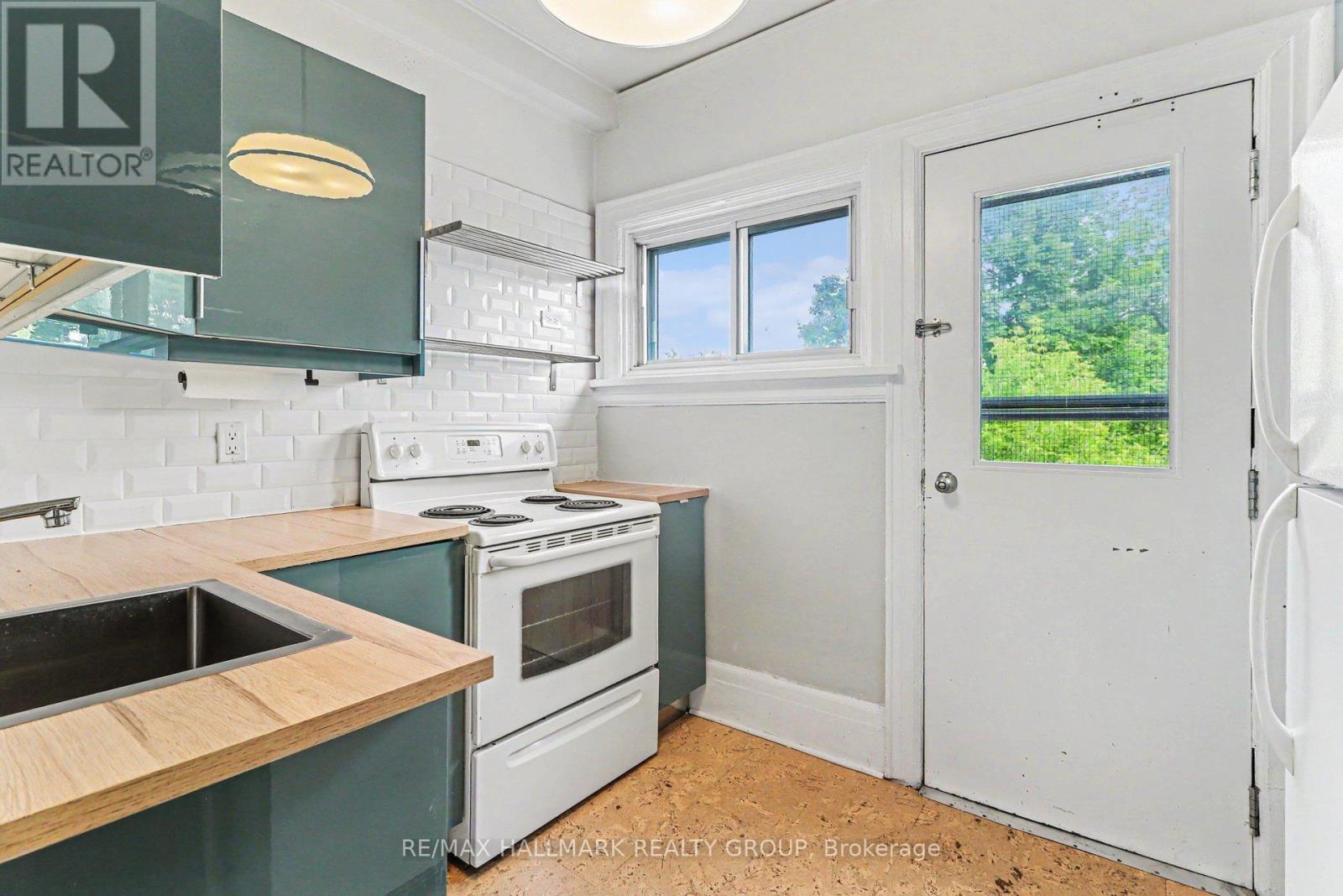 3 - 1071 Gladstone Avenue, Ottawa, Ontario  K1Y 3G7 - Photo 4 - X13438444