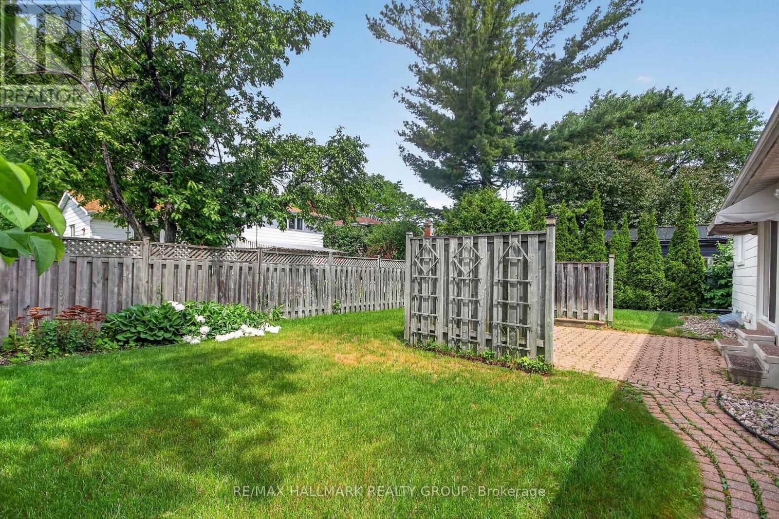 37 Parkwood Crescent, Ottawa, Ontario  K1B 3J5 - Photo 30 - X13438492