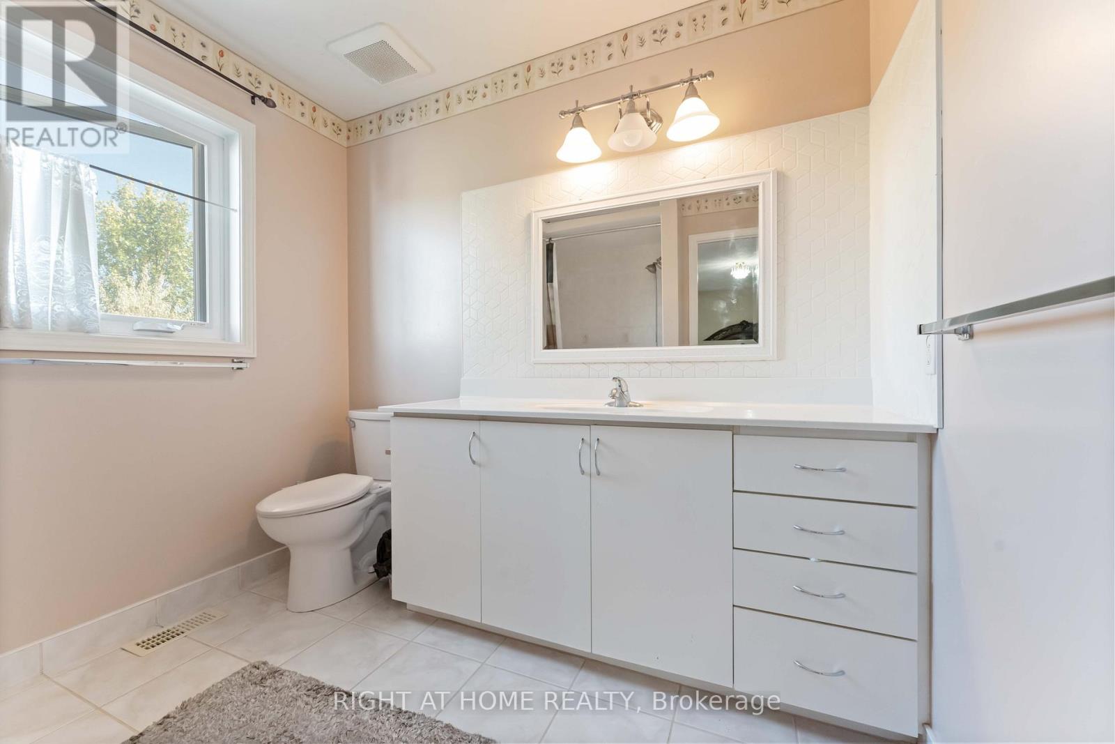 160 Grassy Plains Drive, Ottawa, Ontario  K2M 2S1 - Photo 16 - X13438578