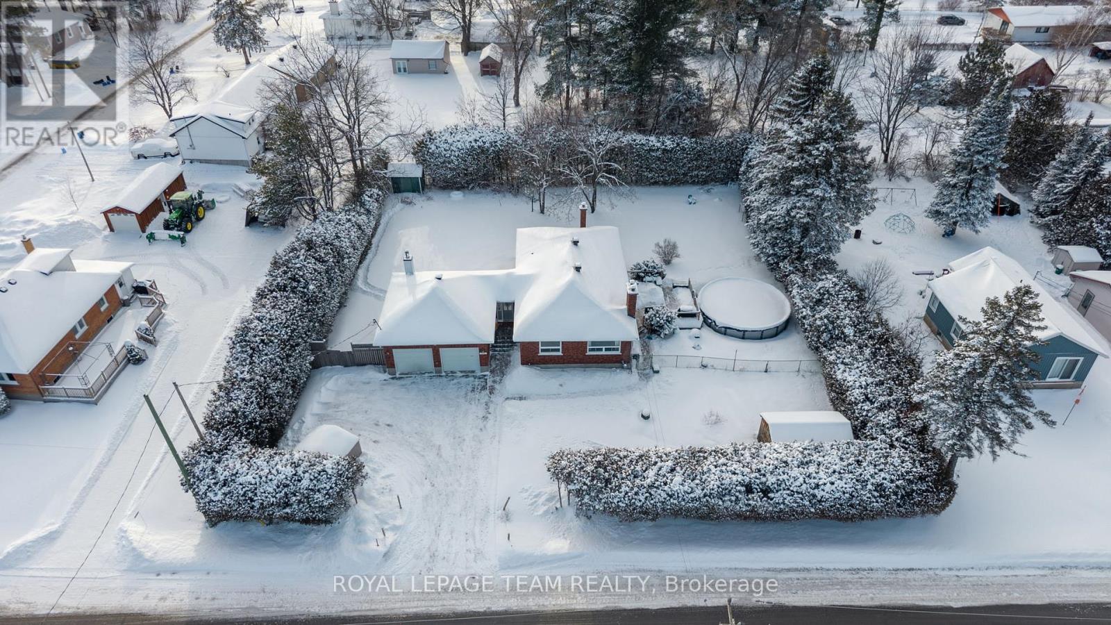 3246 Elizabeth Street, Ottawa, Ontario  K0A 2W0 - Photo 2 - X13438594