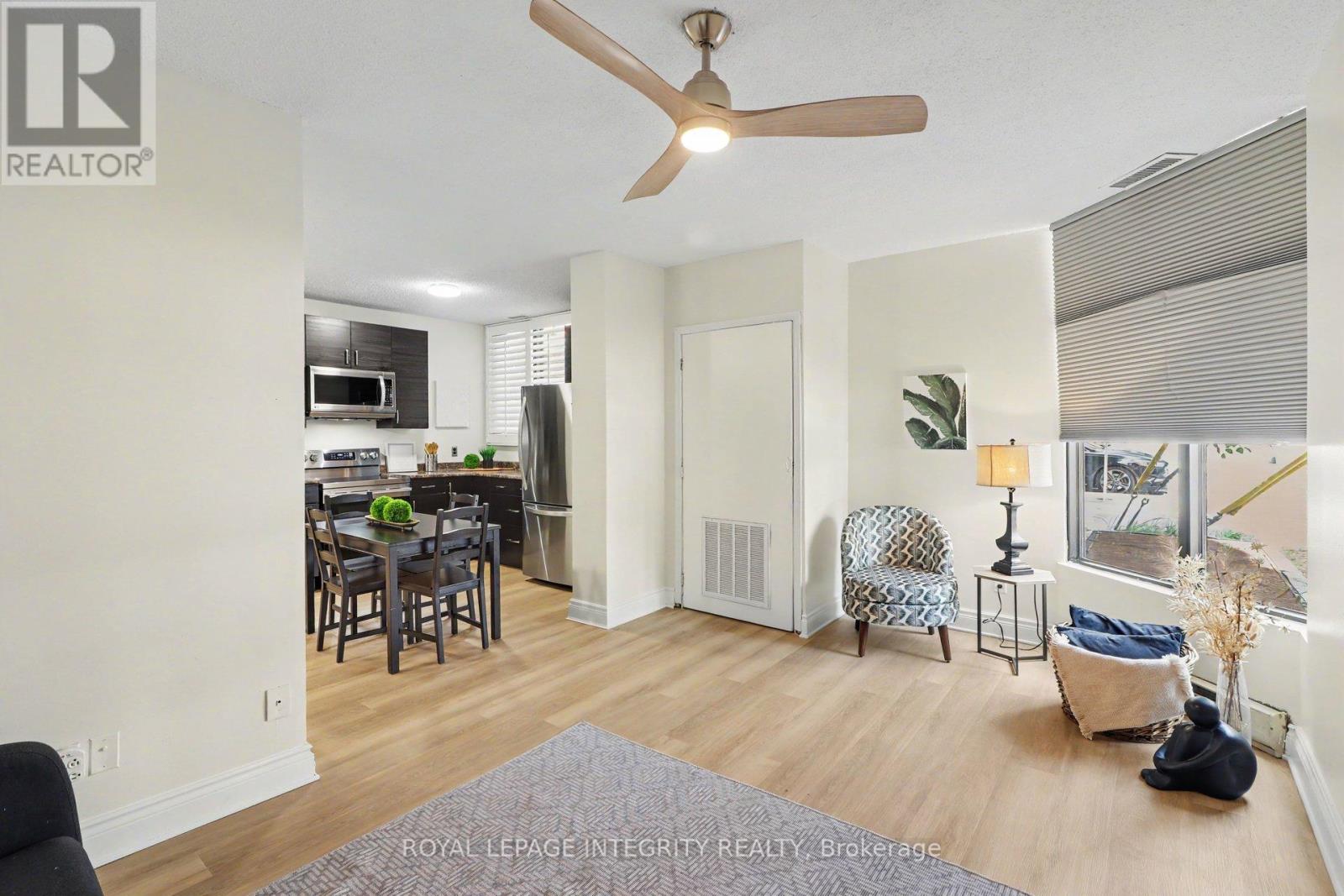 102 - 200 Bay Street S, Ottawa, Ontario  K1R 7W8 - Photo 15 - X13438612