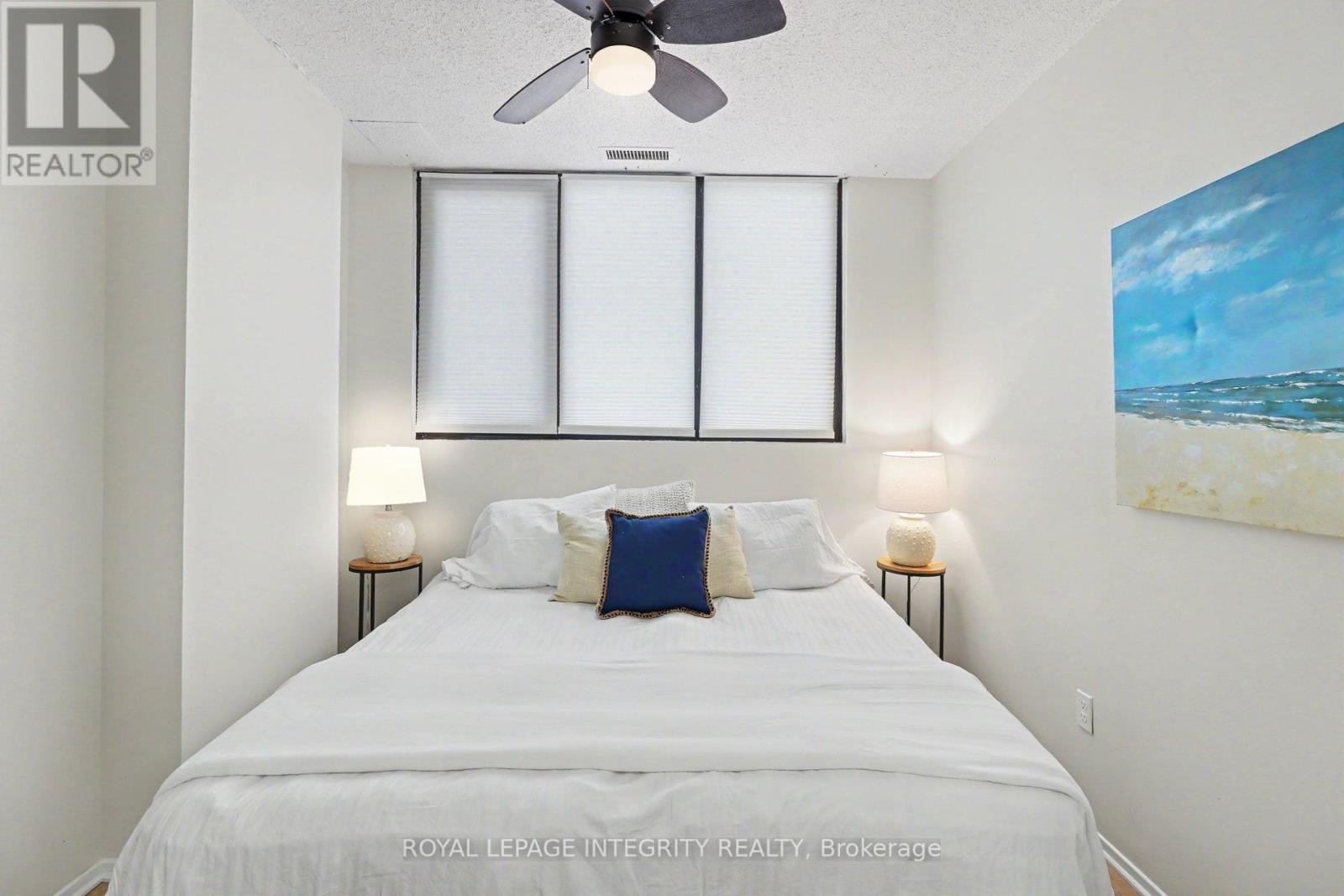 102 - 200 Bay Street S, Ottawa, Ontario  K1R 7W8 - Photo 18 - X13438612