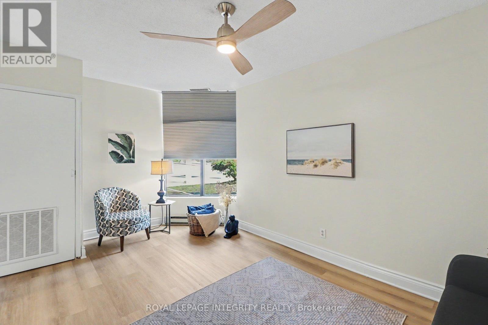102 - 200 Bay Street S, Ottawa, Ontario  K1R 7W8 - Photo 7 - X13438612