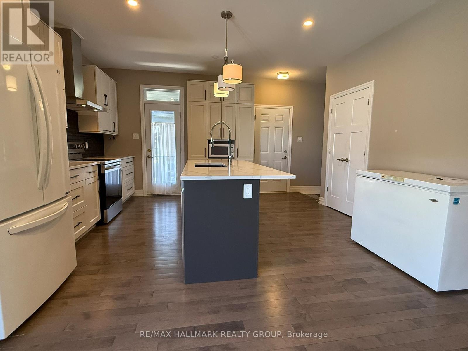 23 Solara Private, Clarence-Rockland, Ontario  K4K 0K9 - Photo 7 - X13438632