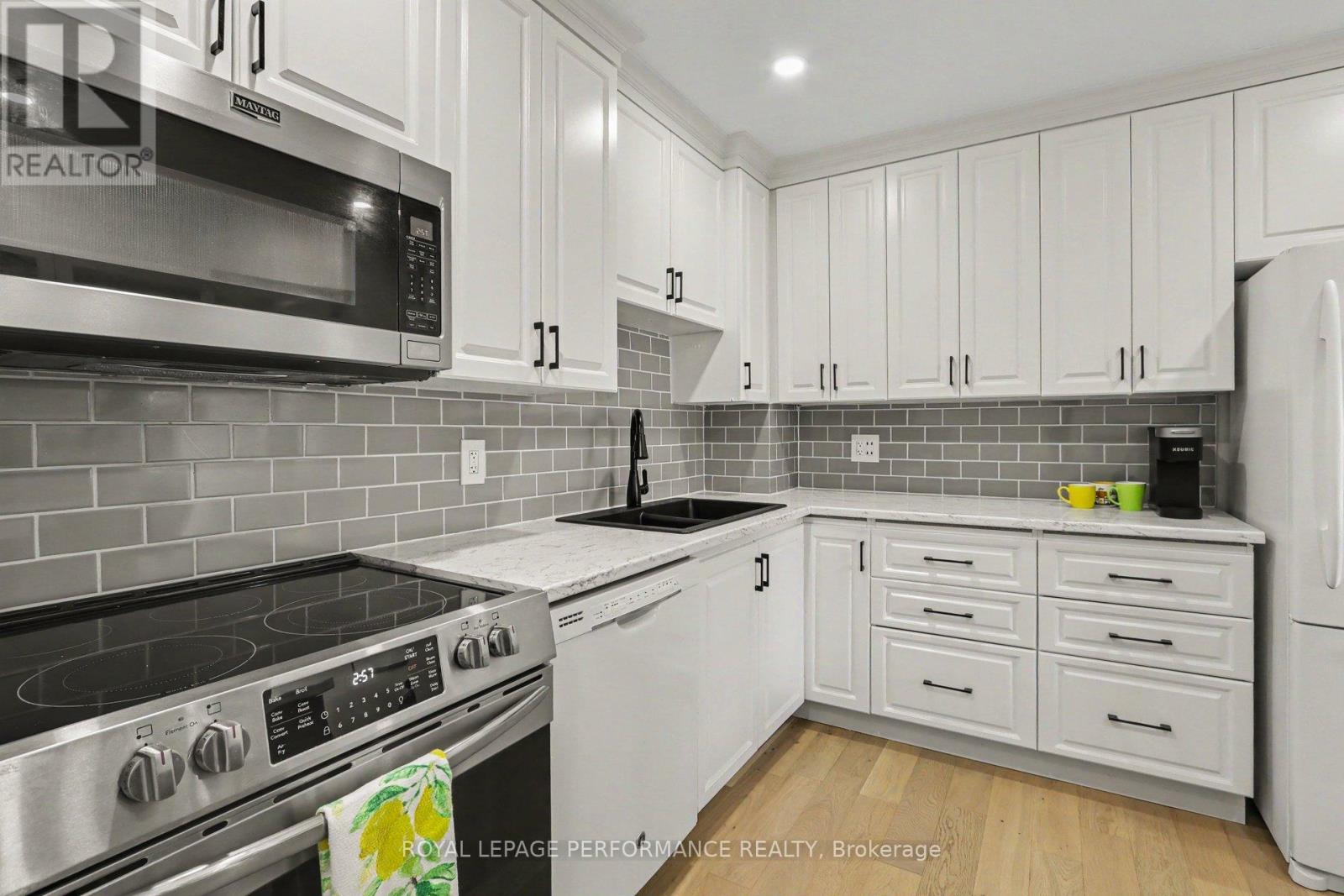 17 Bentbrook Crescent, Ottawa, Ontario  K2J 3X9 - Photo 8 - X13438766
