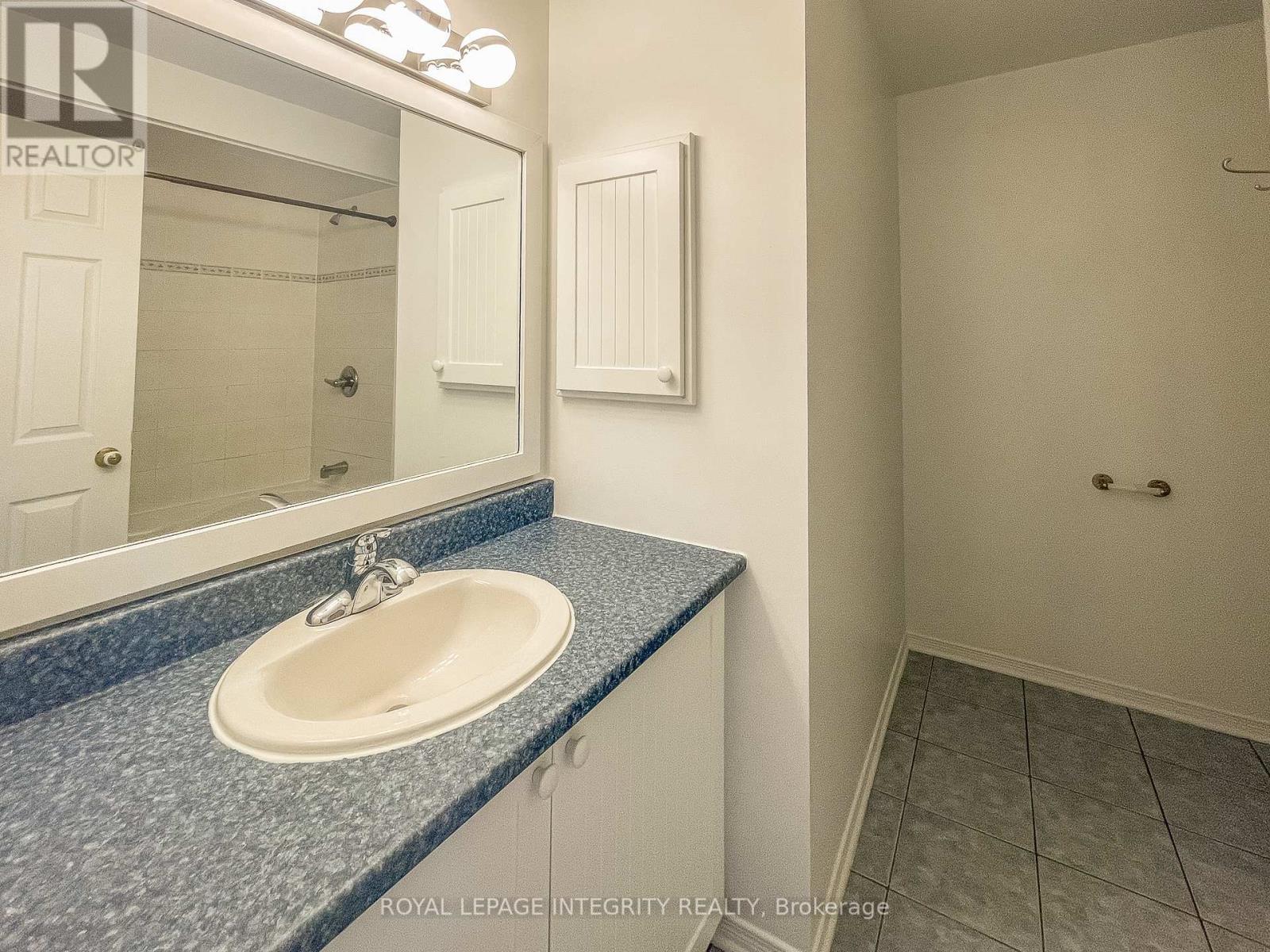 172 Gray Crescent, Ottawa, Ontario  K2K 3L8 - Photo 16 - X13438822