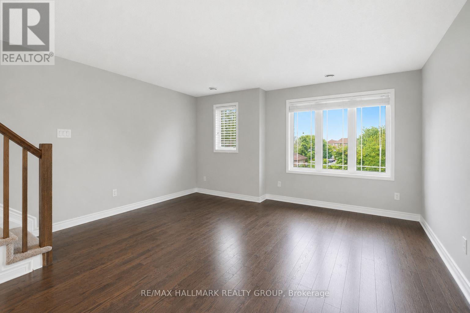 670 Danaca Private, Ottawa, Ontario  K1K 2V7 - Photo 14 - X13438934