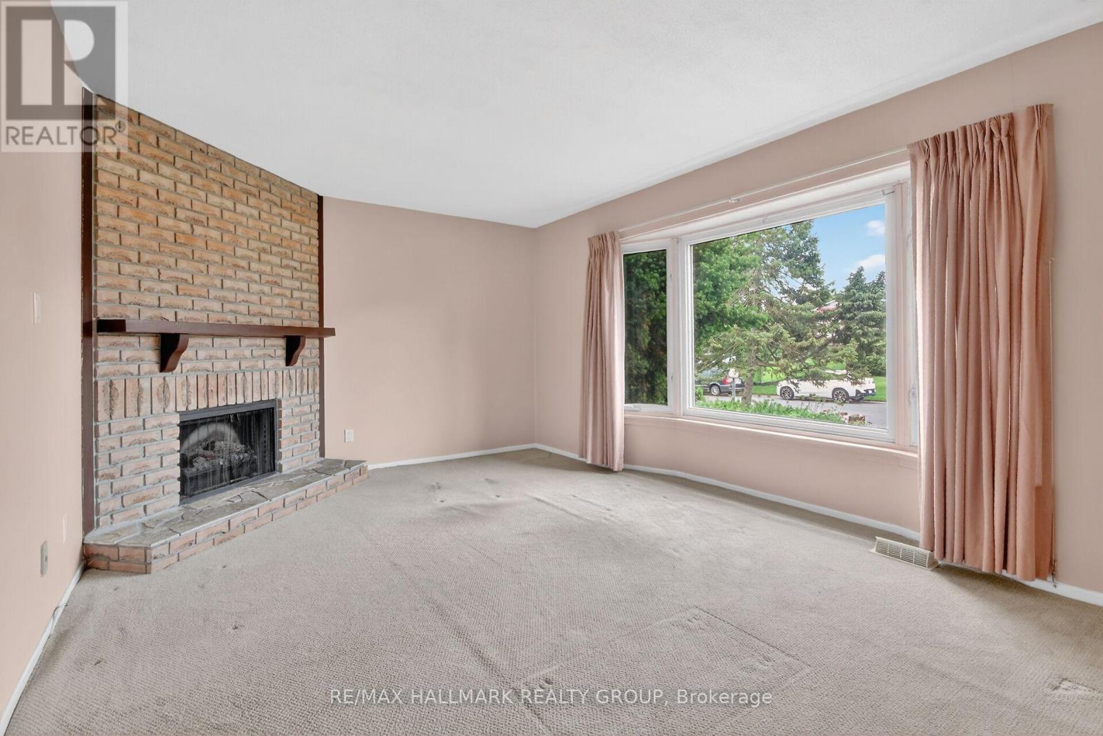 38 Amherst Crescent, Ottawa, Ontario  K2J 1V9 - Photo 3 - X13439128