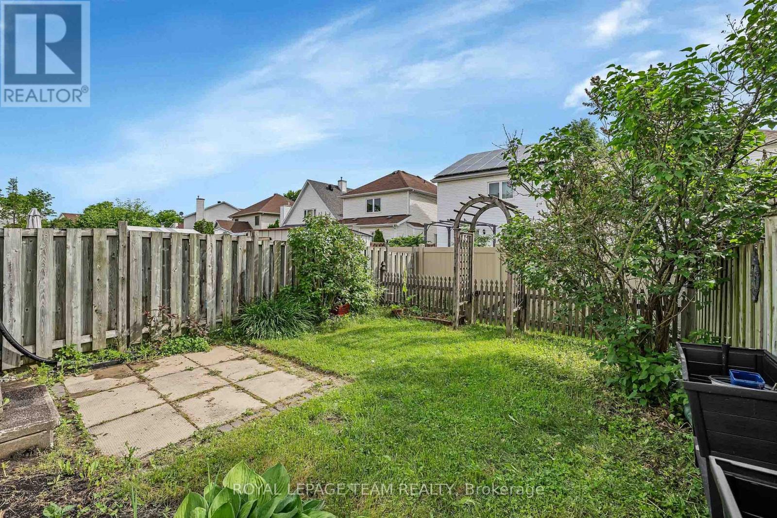23 Roblyn Way, Ottawa, Ontario  K2G 5Z4 - Photo 36 - X13439234