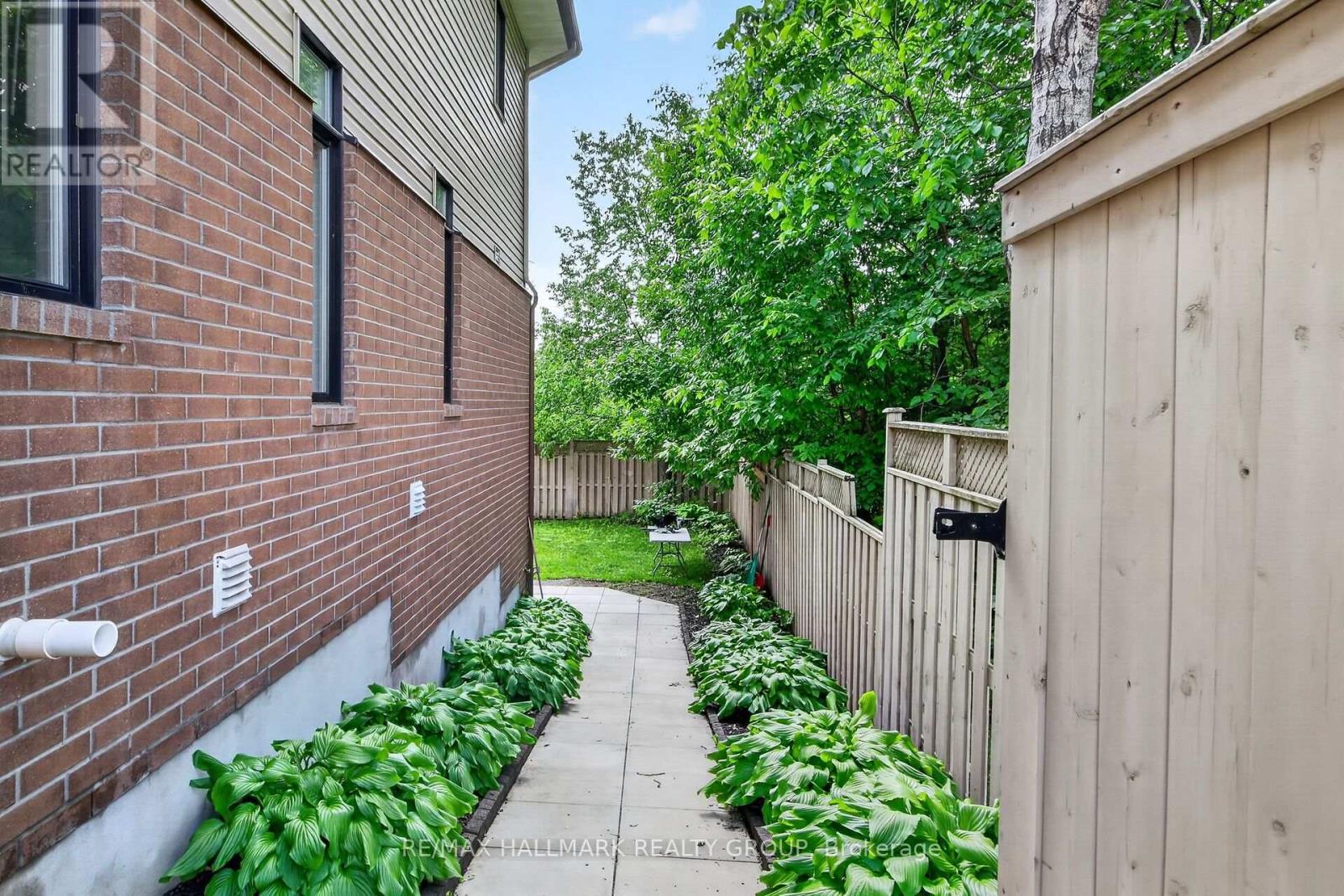 189 Bridgestone Drive, Ottawa, Ontario  K2M 0C5 - Photo 34 - X13439238