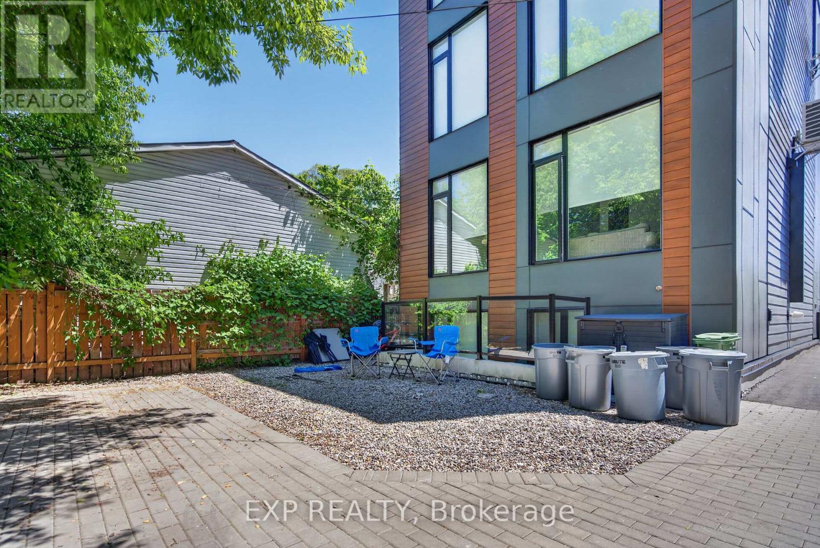 271 Duncairn Avenue, Ottawa, Ontario  K1Z 7H1 - Photo 2 - X13439244