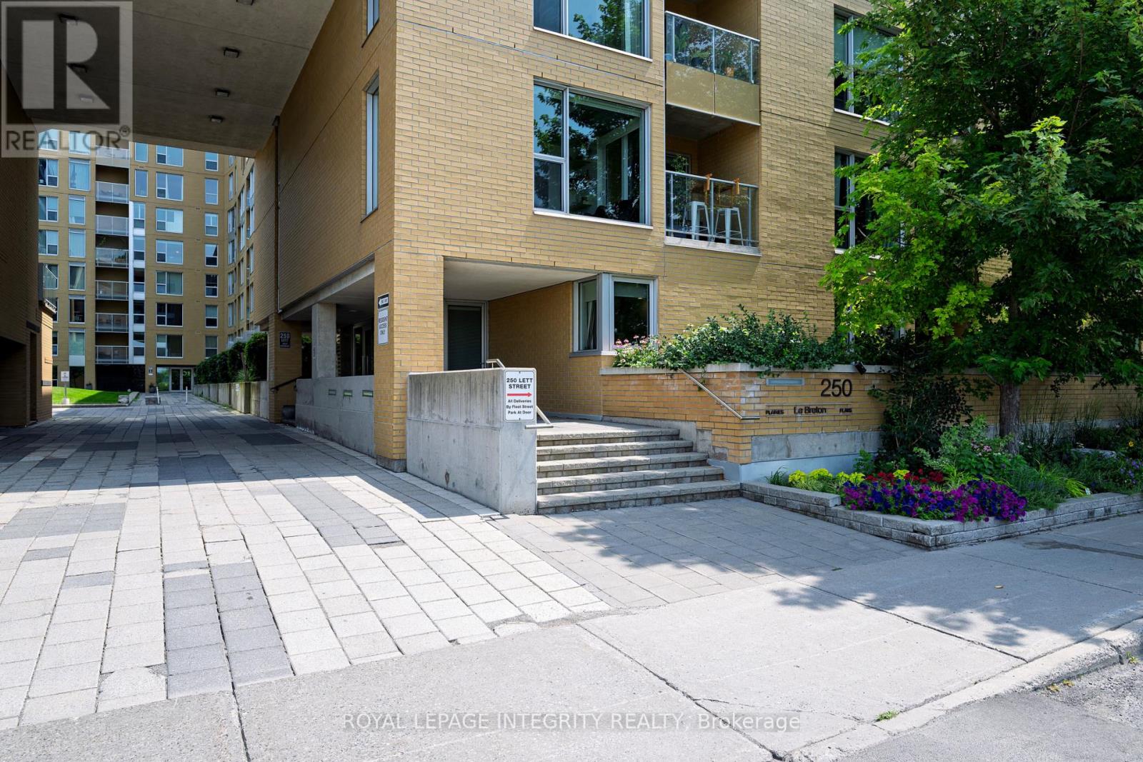 206 - 250 Lett Street, Ottawa, Ontario  K1R 0A8 - Photo 3 - X13439290