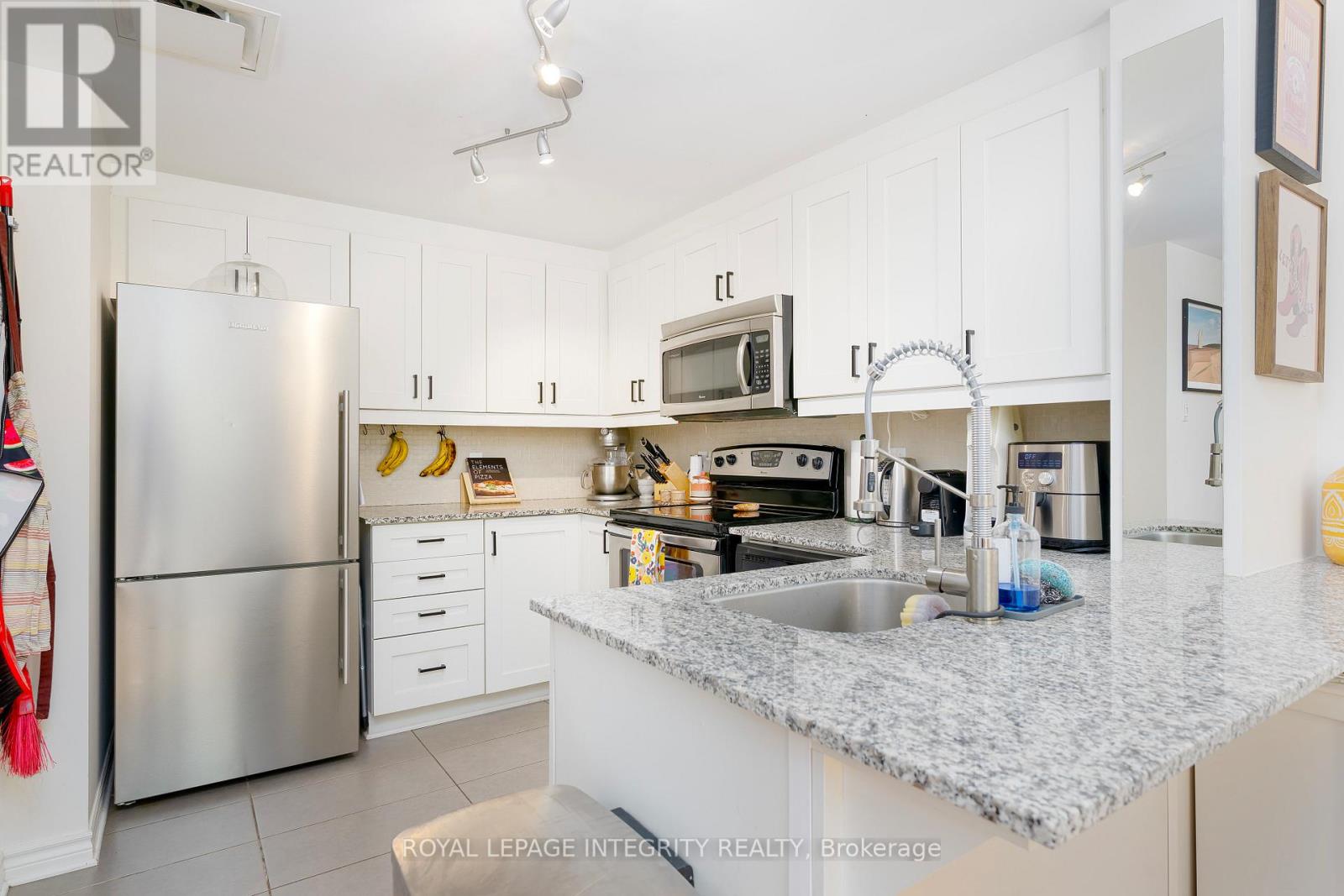 206 - 250 Lett Street, Ottawa, Ontario  K1R 0A8 - Photo 8 - X13439290
