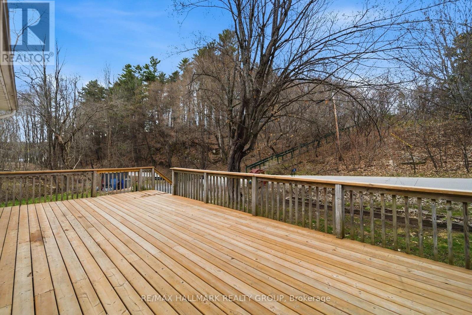 17 Kenney Road, Rideau Lakes, Ontario  K0G 1E0 - Photo 4 - X13439356