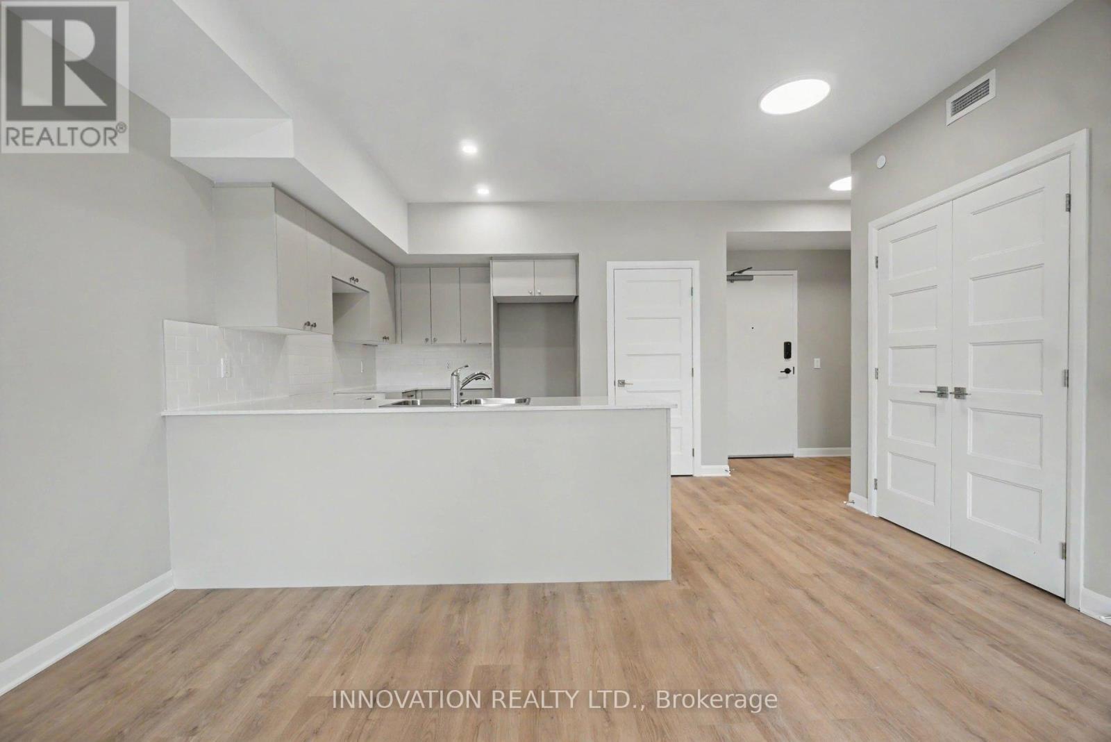 1 Bedroom + Den - 100 Pinehill Road, North Grenville, Ontario  K0G 1J0 - Photo 4 - X13439418