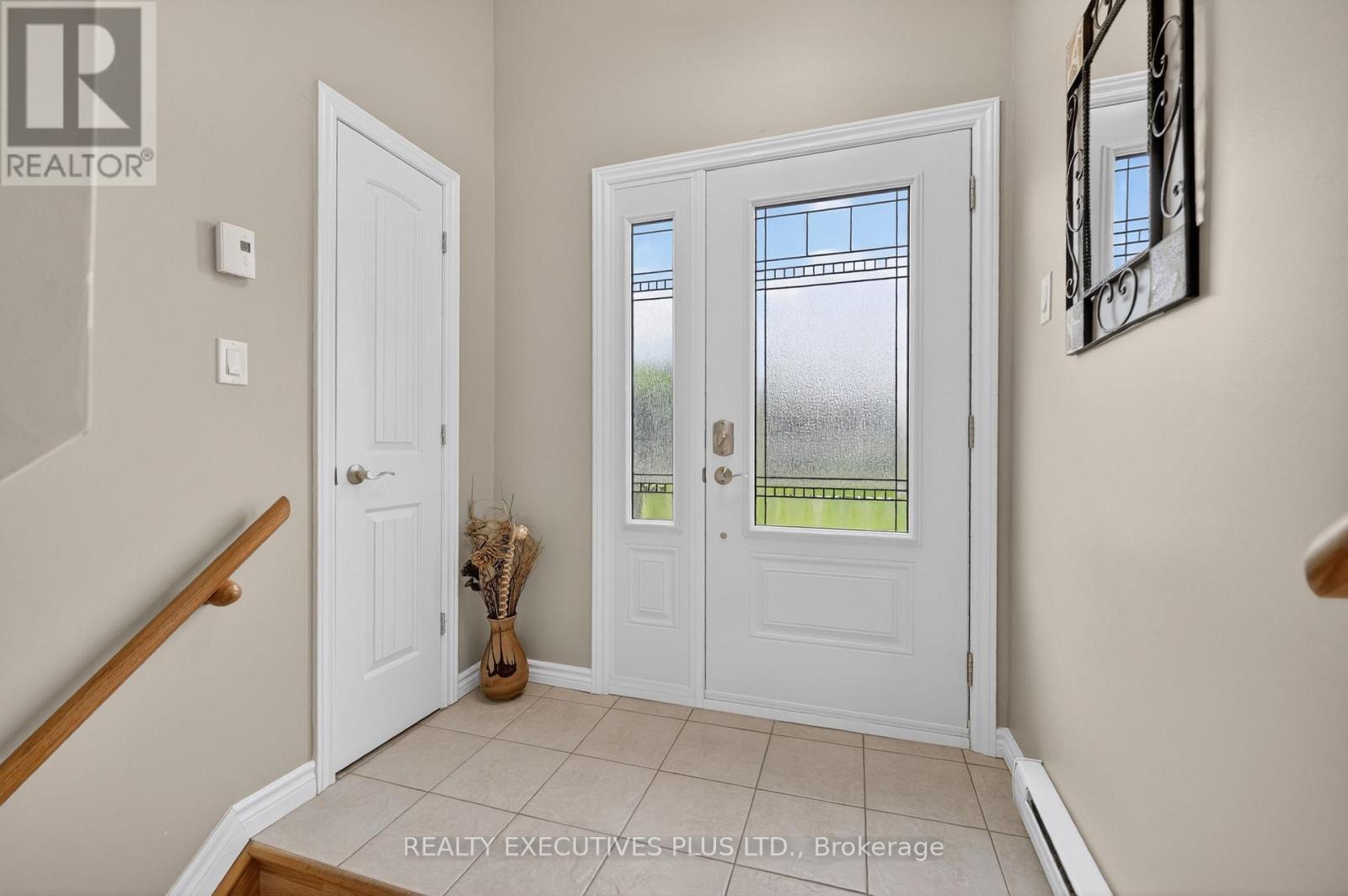 10 Potvin Street, Clarence-Rockland, Ontario  K0A 1E0 - Photo 3 - X13439646