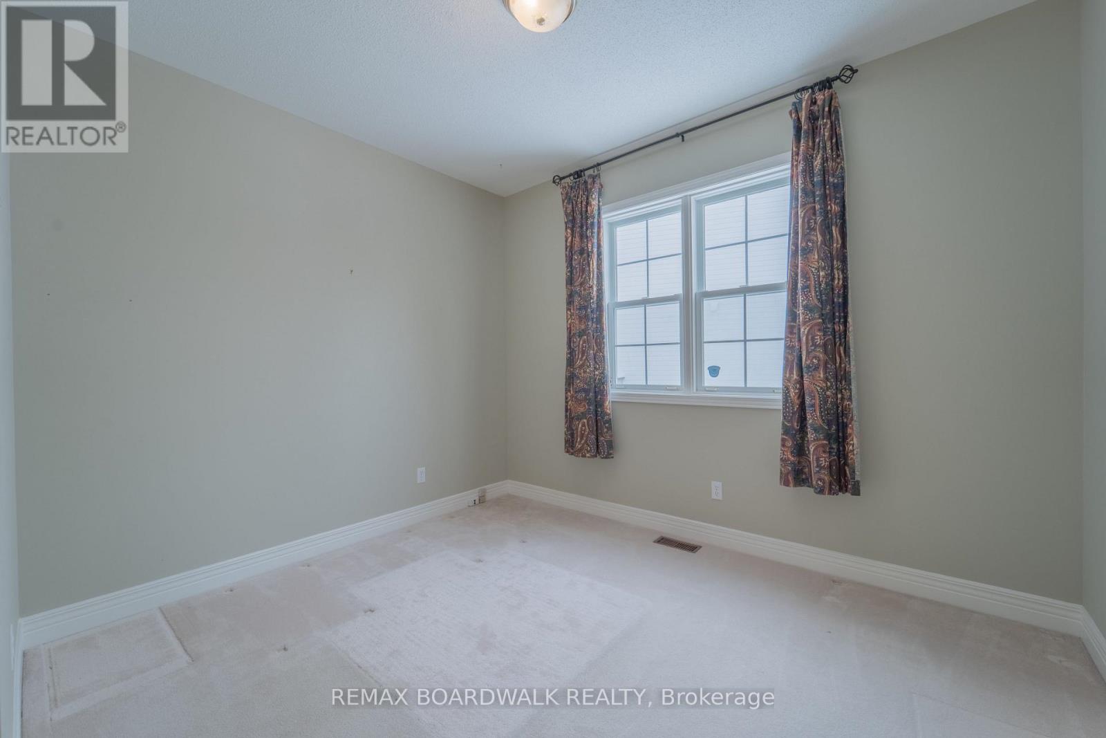 57 Mattawa Crescent, Ottawa, Ontario  K2M 2E8 - Photo 18 - X13439710