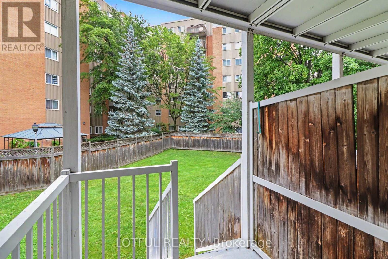 1663 Locksley Lane, Ottawa, Ontario  K1J 1B6 - Photo 13 - X13439722