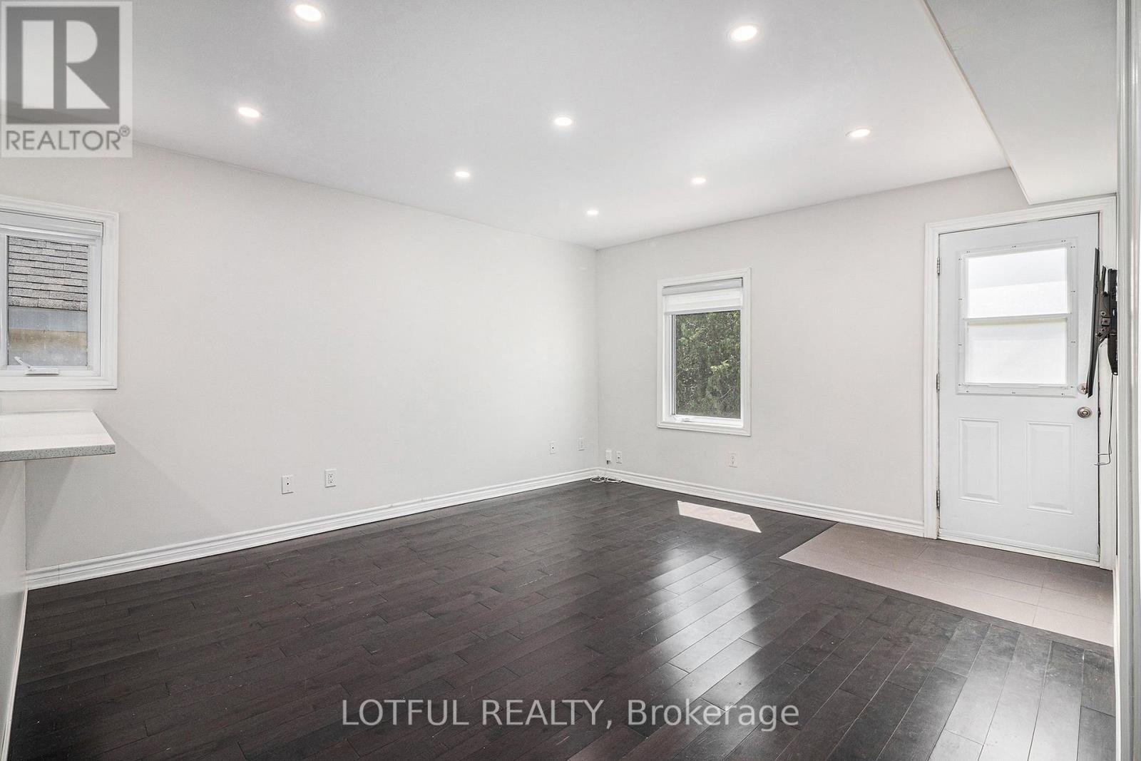 2 - 278 Shakespeare Street, Ottawa, Ontario  K1L 5M5 - Photo 4 - X13439758