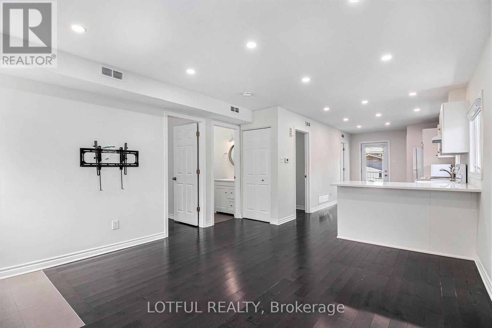 2 - 278 Shakespeare Street, Ottawa, Ontario  K1L 5M5 - Photo 6 - X13439758