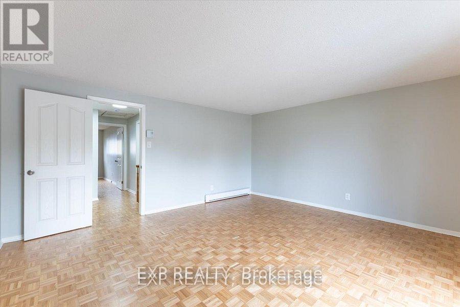 15 Jansen Road, Ottawa, Ontario  K2H 5W6 - Photo 19 - X13439768
