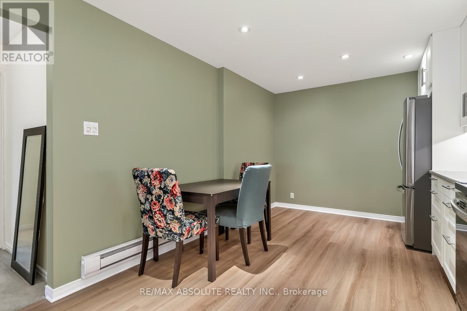 206 Stratas Court, Ottawa, Ontario  K2L 3K5 - Photo 17 - X13440010