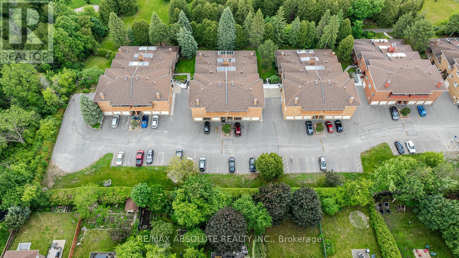 206 Stratas Court, Ottawa, Ontario  K2L 3K5 - Photo 3 - X13440010