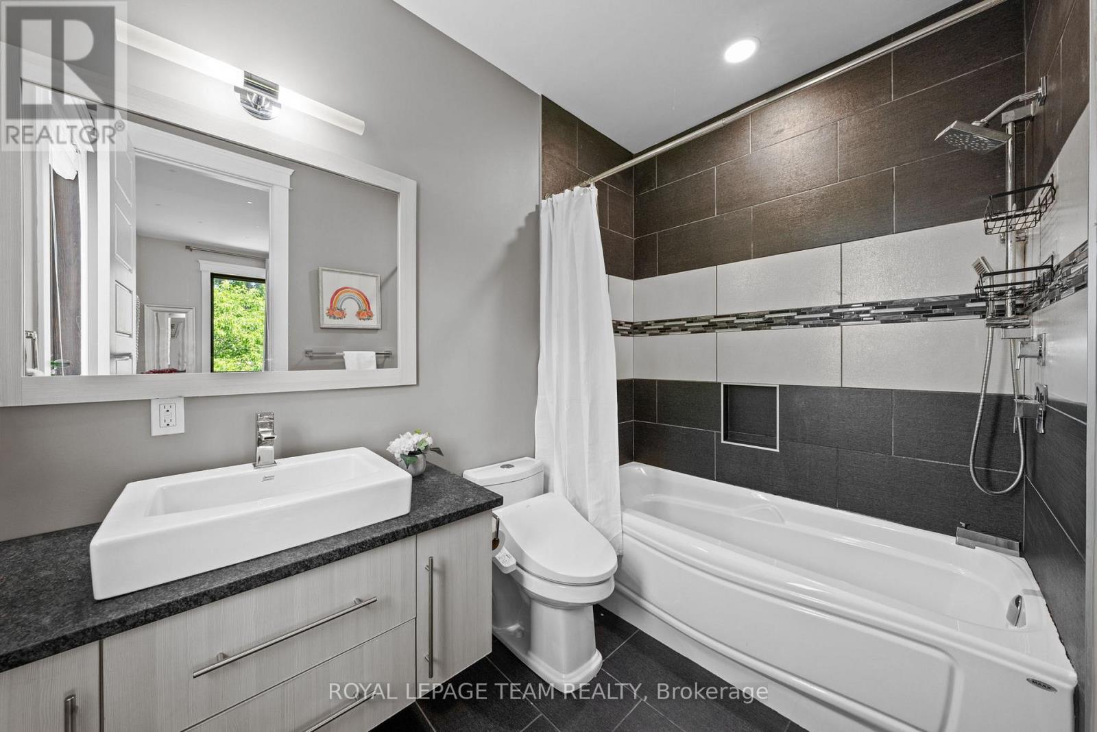 17 Argue Drive, Ottawa, Ontario  K2E 6S2 - Photo 35 - X13440014