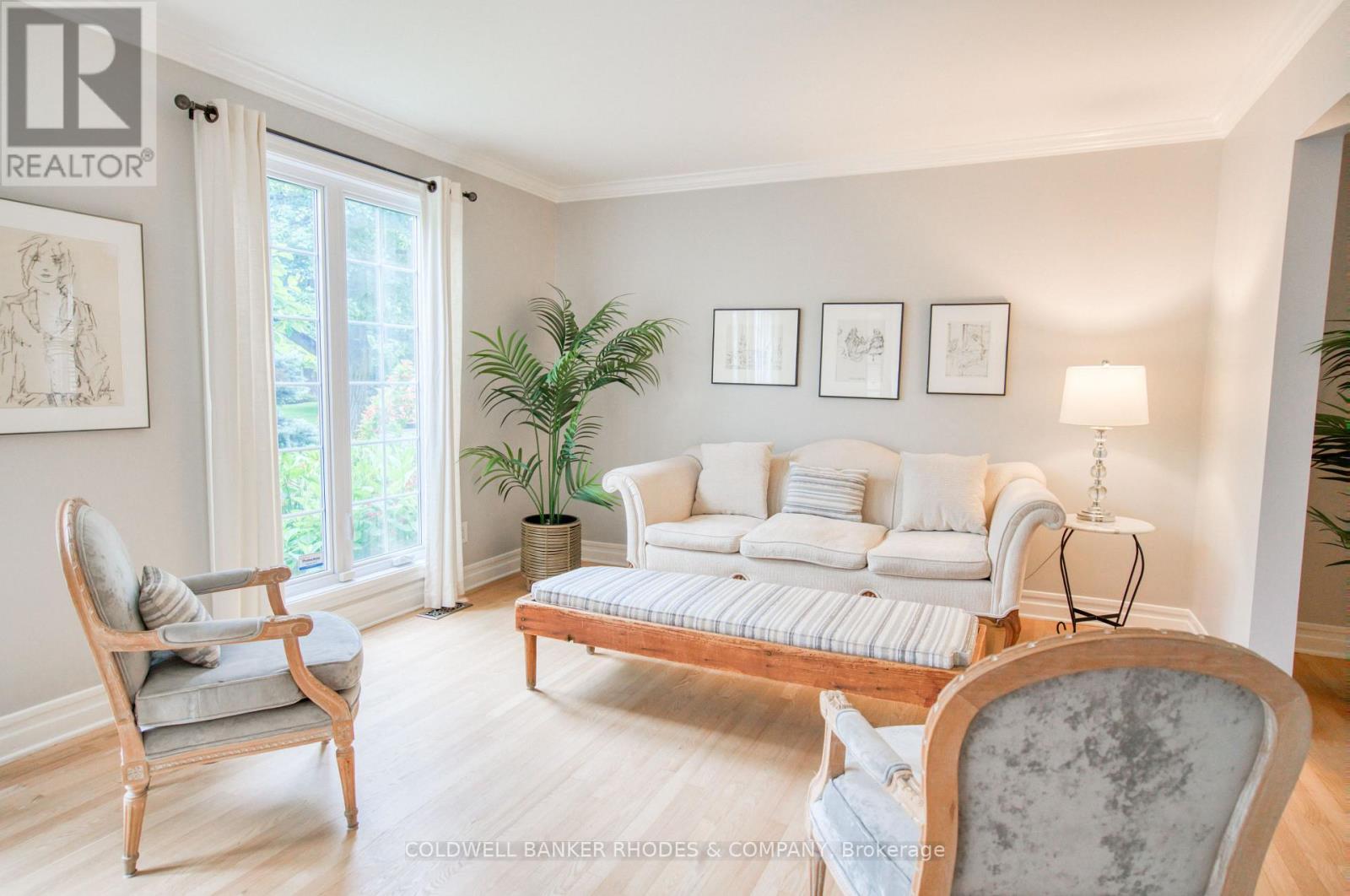 1666 Amberdale Crescent, Ottawa, Ontario  K1H 7B3 - Photo 5 - X13440178