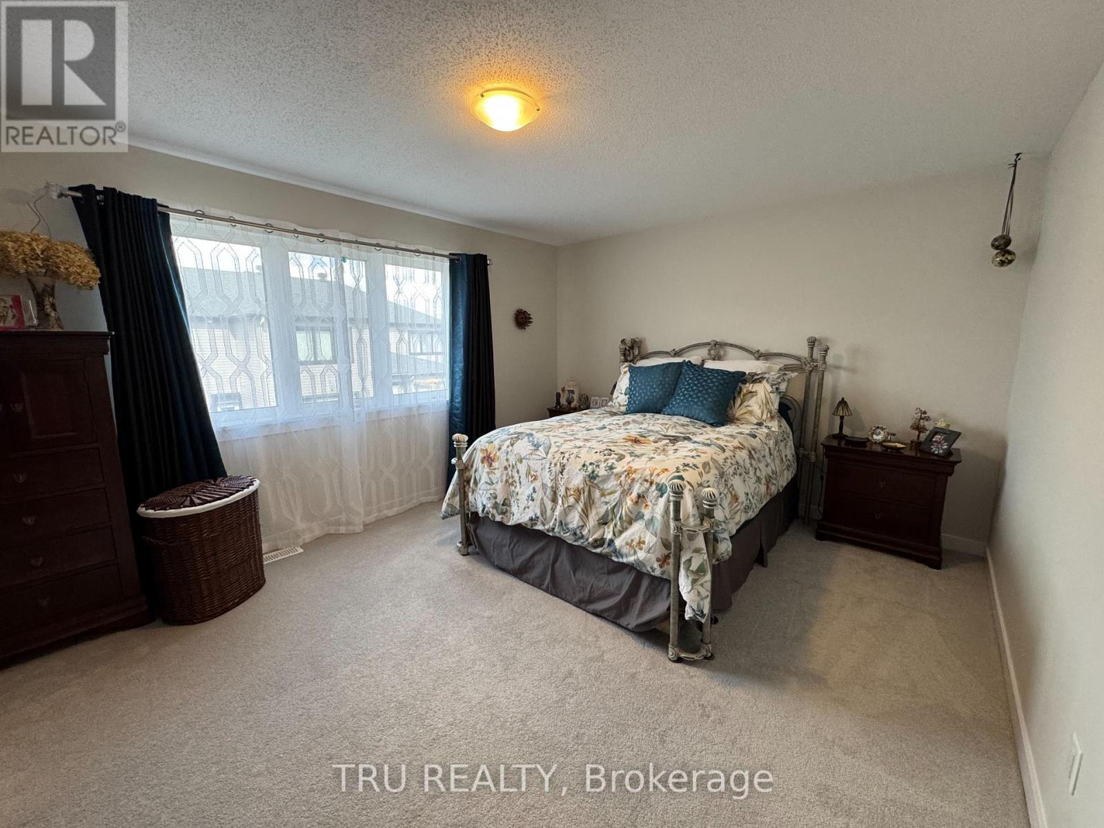 802 Sendero Way, Ottawa, Ontario  K2S 0Y9 - Photo 10 - X13440216
