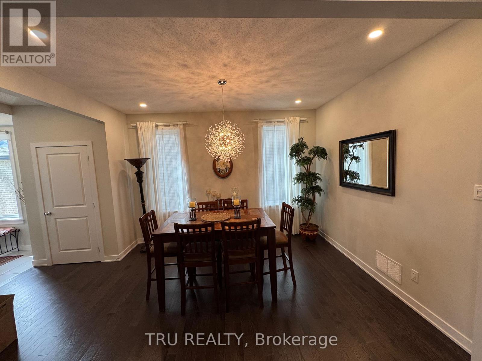 802 Sendero Way, Ottawa, Ontario  K2S 0Y9 - Photo 3 - X13440216