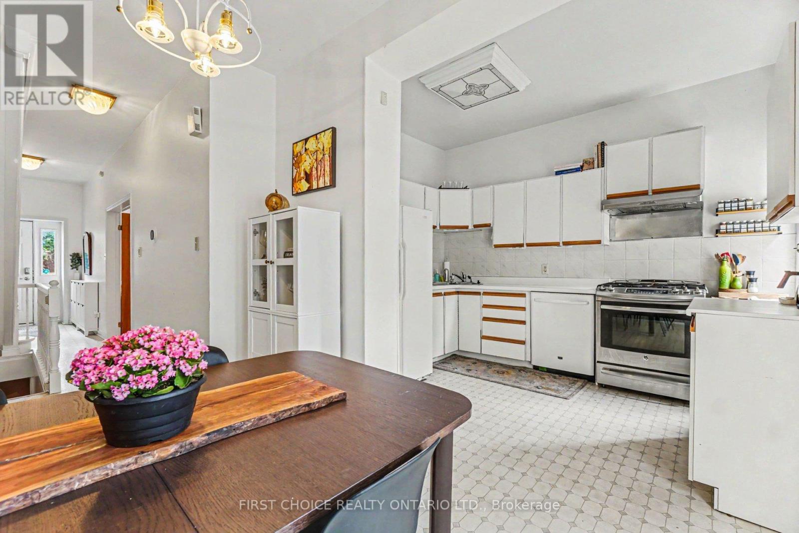 267 Booth Street, Ottawa, Ontario  K1R 7J5 - Photo 13 - X13440254