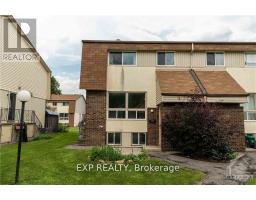 C - 20 FORESTER CRESCENT, Ottawa, Ontario