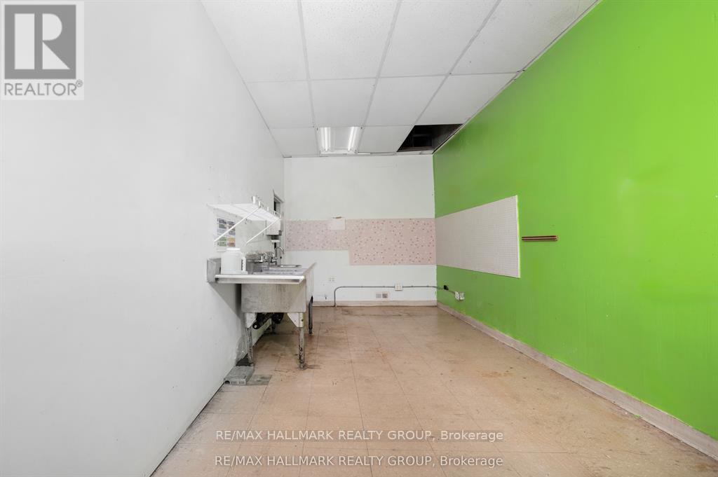843-839 Somerset Street W, Ottawa, Ontario  K1R 6R6 - Photo 35 - X13440410