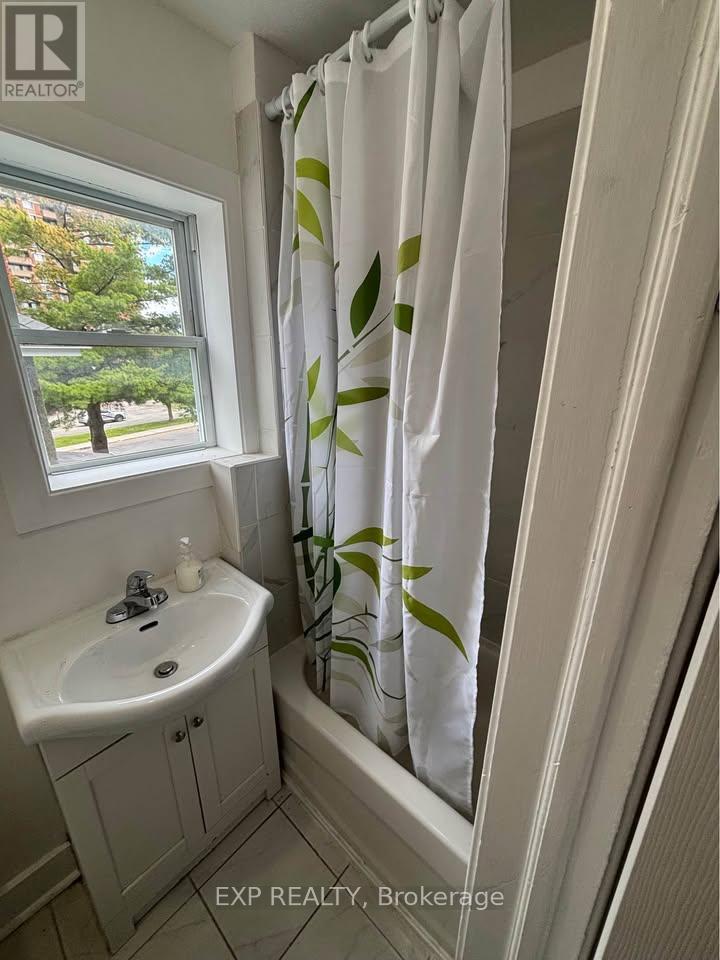 376 - 376 Montfort Street, Ottawa, Ontario  K1L 5N1 - Photo 10 - X13440502