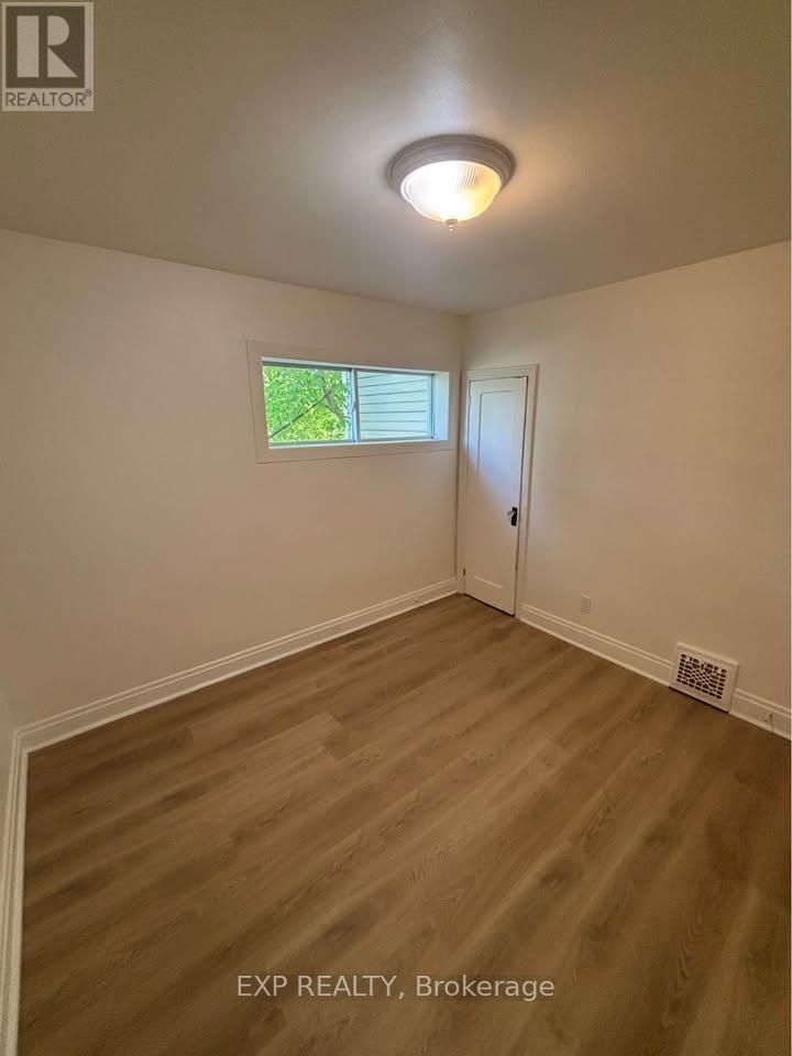 376 - 376 Montfort Street, Ottawa, Ontario  K1L 5N1 - Photo 2 - X13440502
