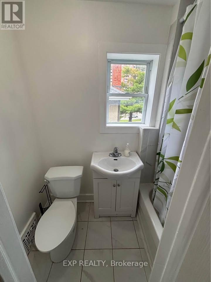 376 - 376 Montfort Street, Ottawa, Ontario  K1L 5N1 - Photo 3 - X13440502
