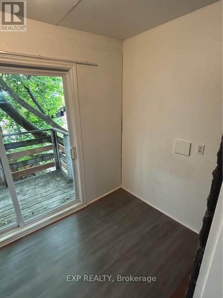 376 - 376 Montfort Street, Ottawa, Ontario  K1L 5N1 - Photo 4 - X13440502