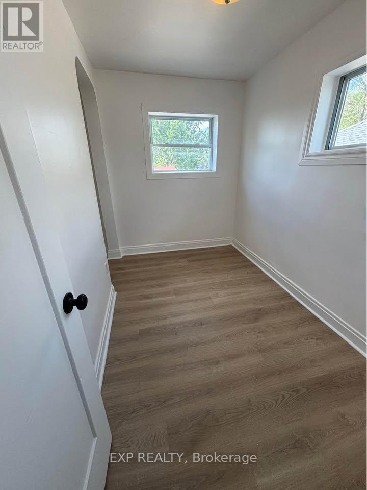 376 - 376 Montfort Street, Ottawa, Ontario  K1L 5N1 - Photo 5 - X13440502