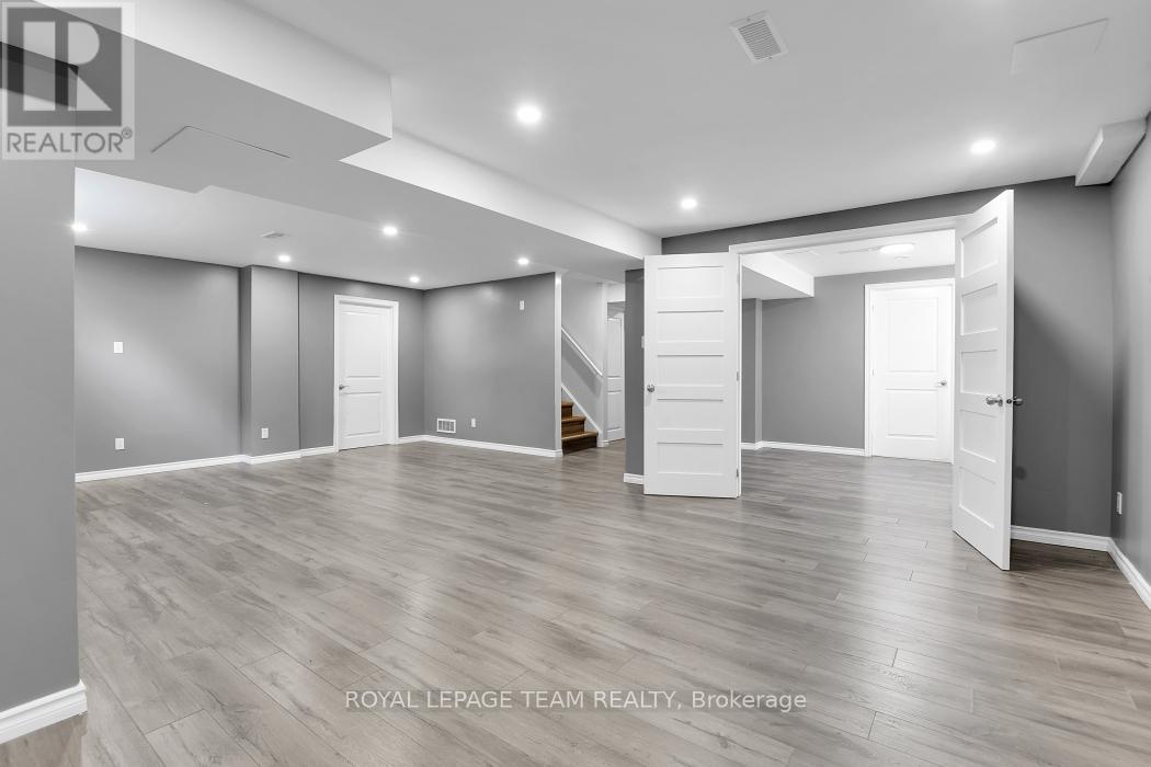 763 Long Point Circle, Ottawa, Ontario  K1T 4H5 - Photo 29 - X13440790