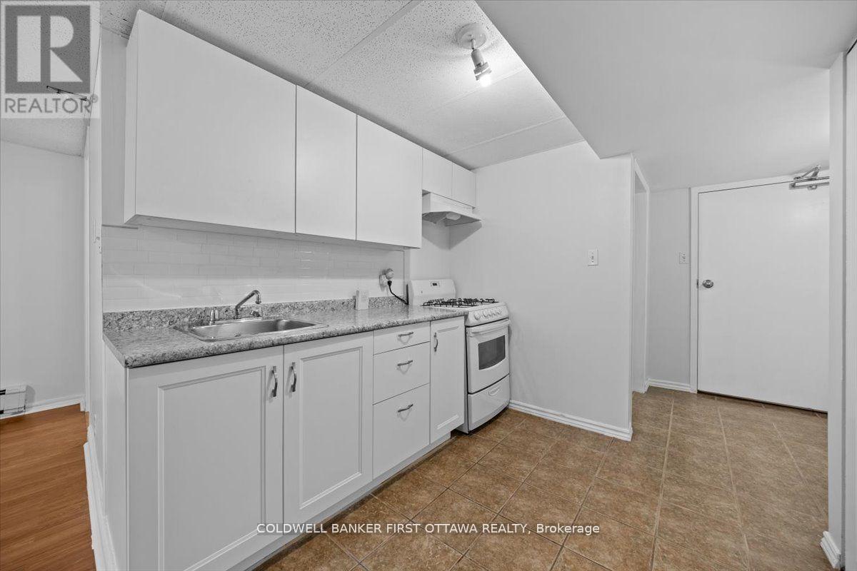 902 Watson Street, Ottawa, Ontario  K2B 6B9 - Photo 19 - X13440814