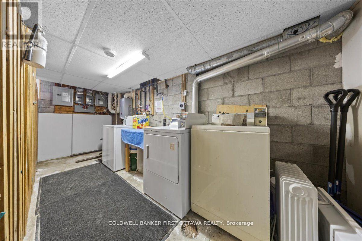 902 Watson Street, Ottawa, Ontario  K2B 6B9 - Photo 24 - X13440814