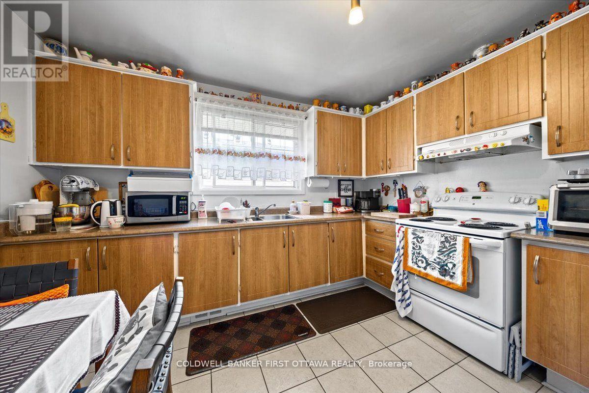 902 Watson Street, Ottawa, Ontario  K2B 6B9 - Photo 7 - X13440814