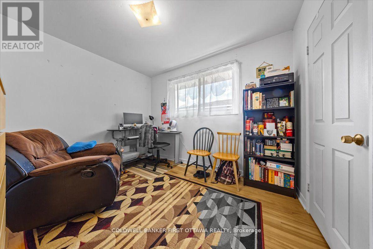902 Watson Street, Ottawa, Ontario  K2B 6B9 - Photo 8 - X13440814