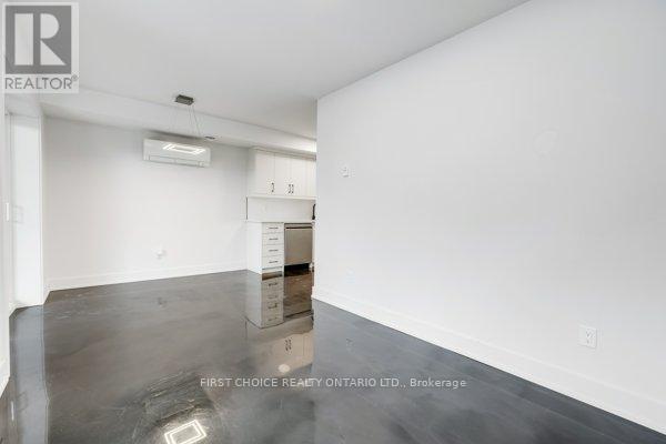 271 Queen Mary Street, Ottawa, Ontario  K1K 1X1 - Photo 21 - X13440820