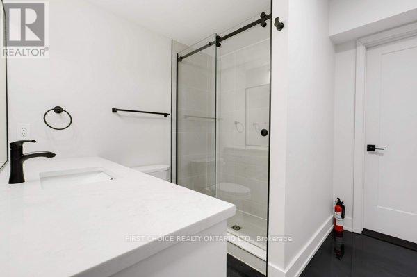 271 Queen Mary Street, Ottawa, Ontario  K1K 1X1 - Photo 28 - X13440820