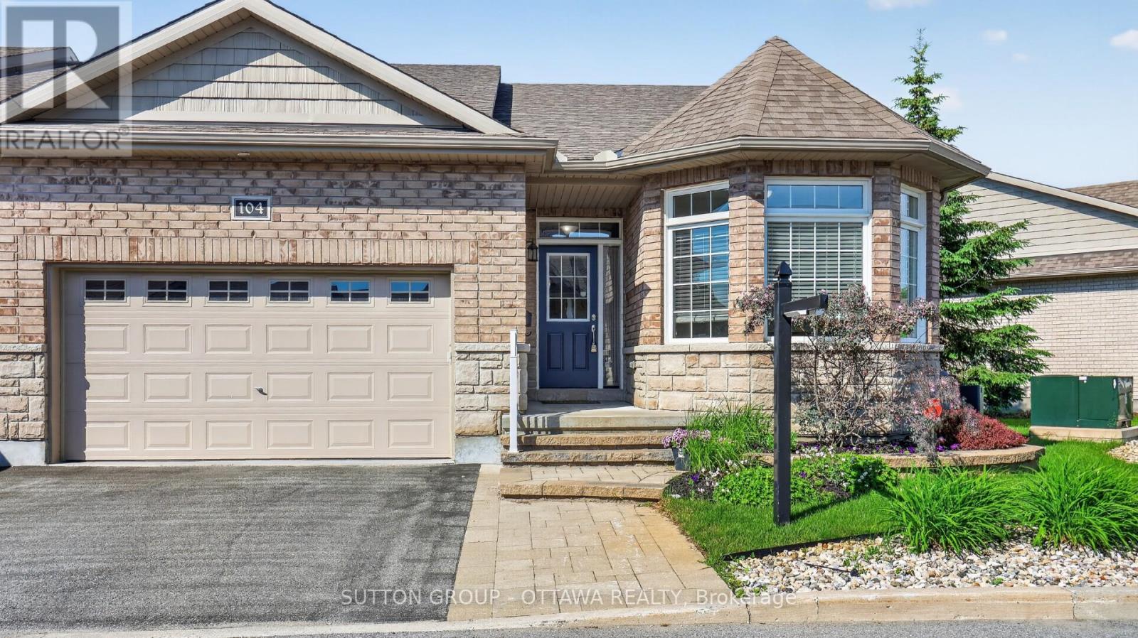 104 Passageway Private, Ottawa, Ontario  K2M 1H6 - Photo 3 - X13440968