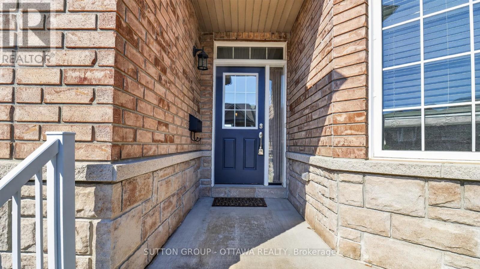 104 Passageway Private, Ottawa, Ontario  K2M 1H6 - Photo 4 - X13440968